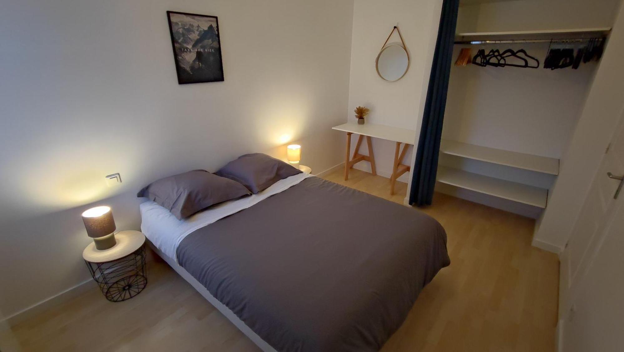 Apartment Appartement, Entree Autonome, A Proximite De La Gare